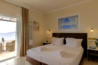 standard double room aneroussa hotel-12